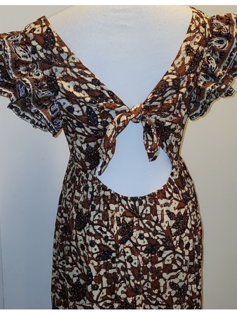 Love The Lable Maxi Floral Cotton Dress Cutout Back Ruffles Romantic - Picture 6 of 11
